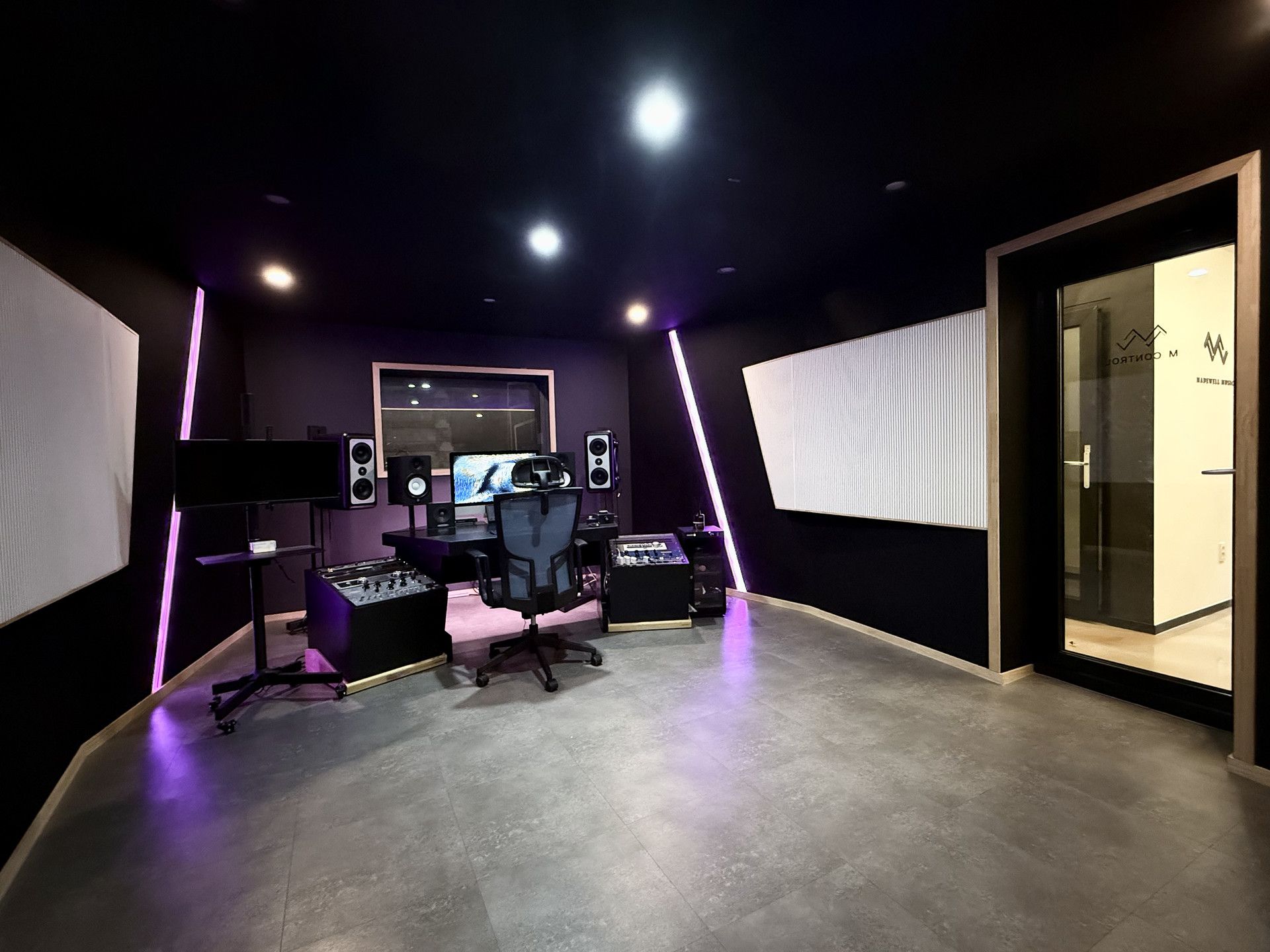 M Control Room